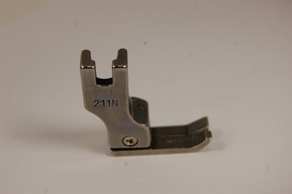 FT-211N  STITCH FOOT 1/16(RIGHT)