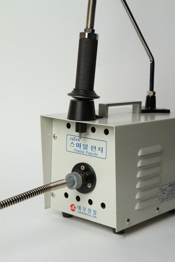 TR-PL Smile Auto Hole punch - front view